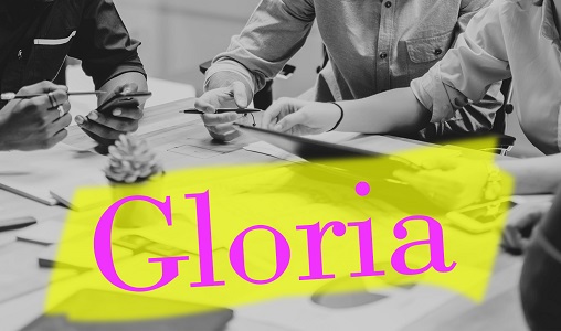 "Spring 23 show Gloria"